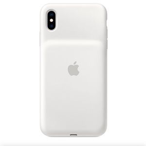 Apple charging iPhone XS Max case